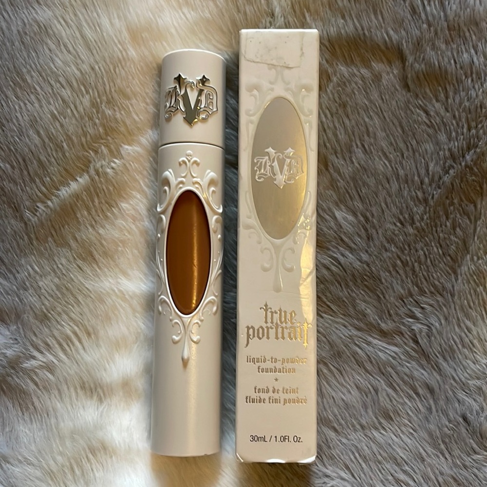 - KatVonD True Portrait Liquid To Powder Foundation
